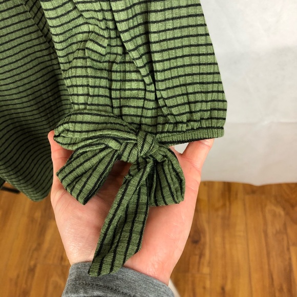 Jella C Green Black Strips Off The Shoulder Top - Picture 4 of 6